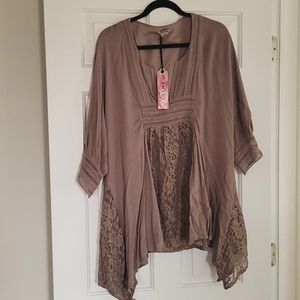 Ladies top